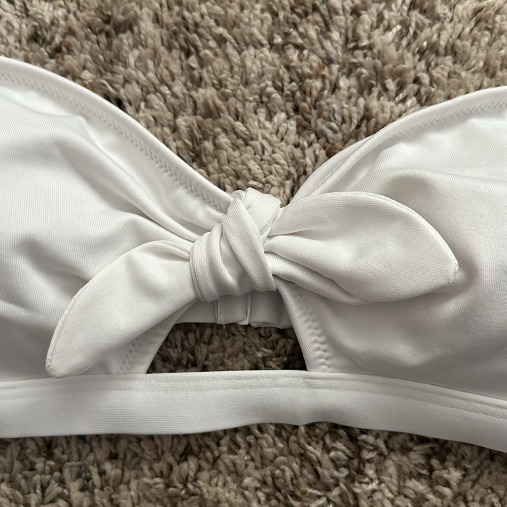 NWT VS PINK Lightly lined bandeau white bikini top - Picture 3 of 10